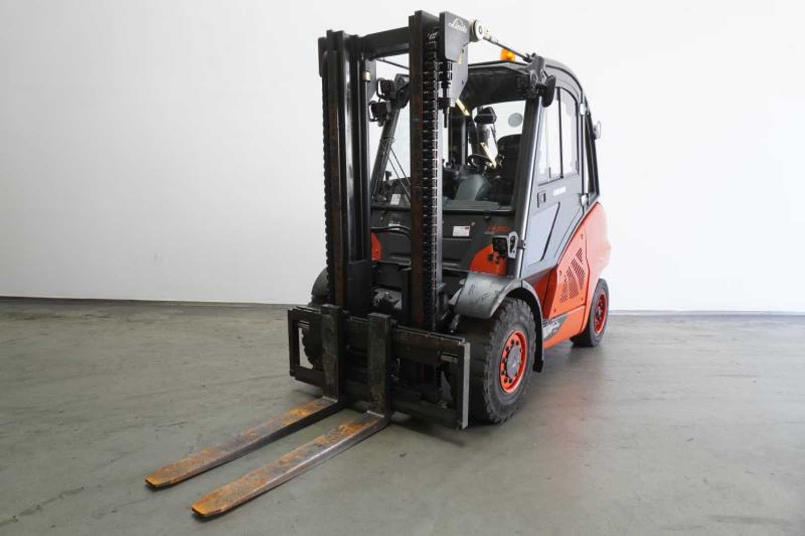 Használt targonca LINDE H 50 D EVO 394-02 DIESEL VIERRADFRONTSTAPLER (13074275)