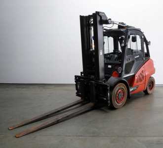 Használt targonca LINDE H 50 T/600 EVO 394-02 GAS VIERRADFRONTSTAPLER (13063123) backdrop
