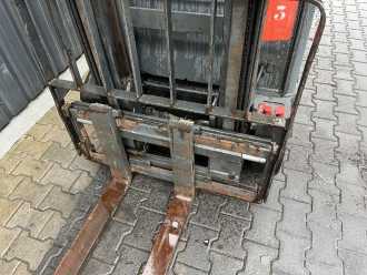 Használt targonca LINDE H16D-01 DIESEL VIERRADFRONTSTAPLER (13044616)