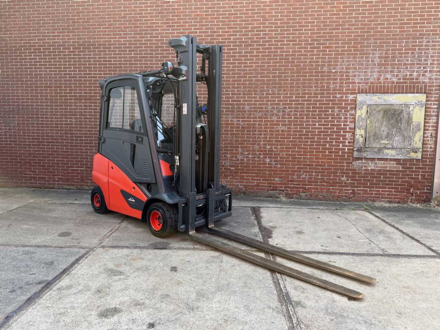 Használt targonca LINDE H20D-02 DIESEL VIERRADFRONTSTAPLER (13053686)