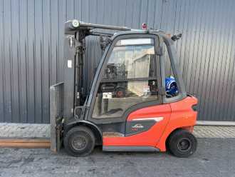 Használt targonca LINDE H20T-01 GAS VIERRADFRONTSTAPLER (13065392)