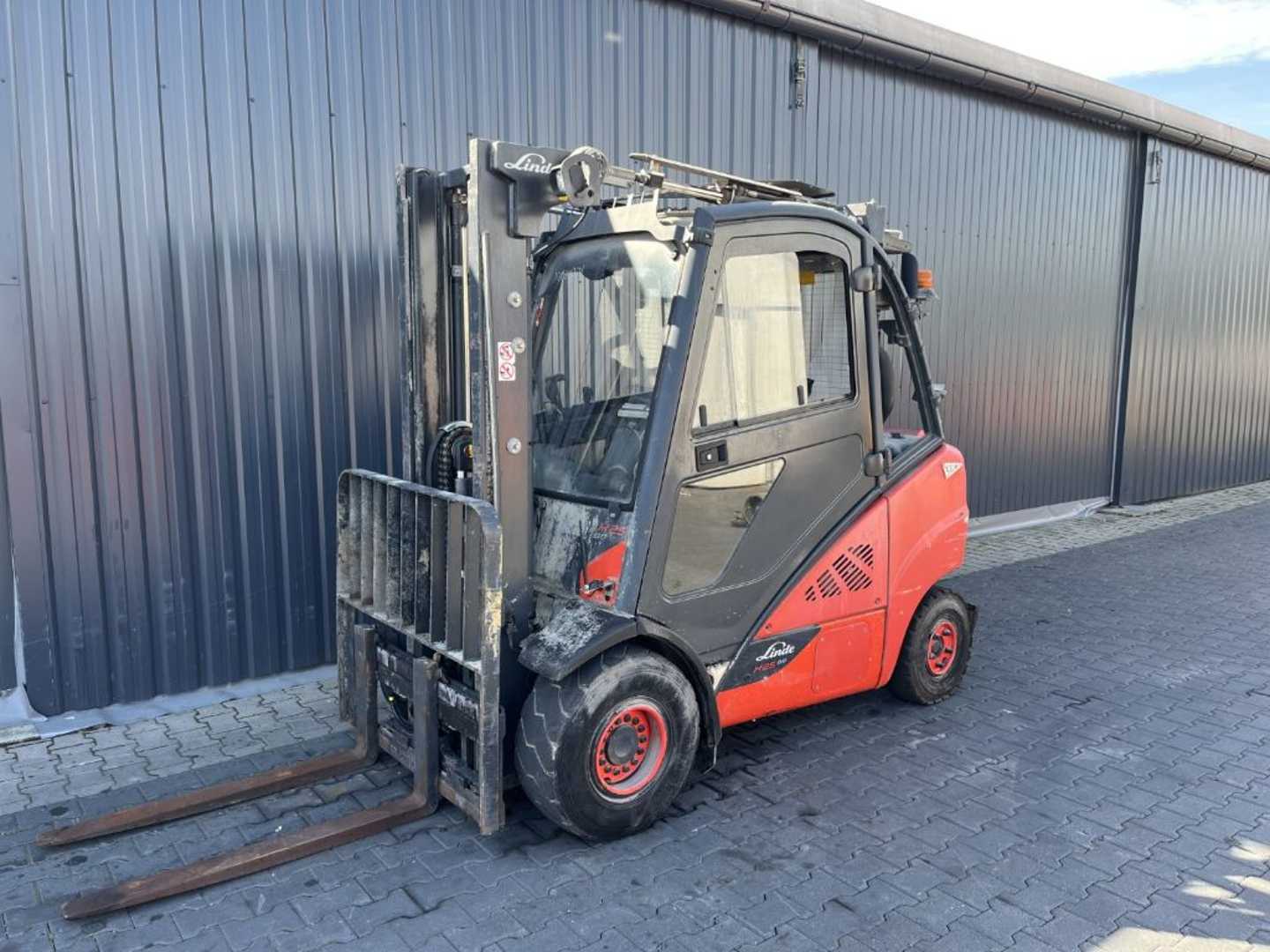 Használt targonca LINDE H25D-02/600 DIESEL VIERRADFRONTSTAPLER (13066796)