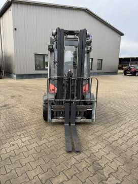 Használt targonca LINDE H25D-02 DIESEL VIERRADFRONTSTAPLER (13069709)