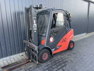 Használt targonca LINDE H25D-02 DIESEL VIERRADFRONTSTAPLER (13074231) backdrop