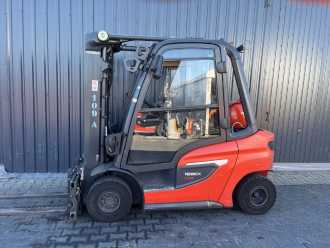 Használt targonca LINDE H25T-01 GAS VIERRADFRONTSTAPLER (13071270)