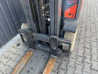 Használt targonca LINDE H25T-02 GAS VIERRADFRONTSTAPLER (13062482)