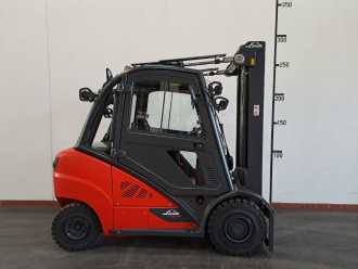 Használt targonca LINDE H30 D: 3,0t (3B) DIESEL VIERRADFRONTSTAPLER (12970766) backdrop