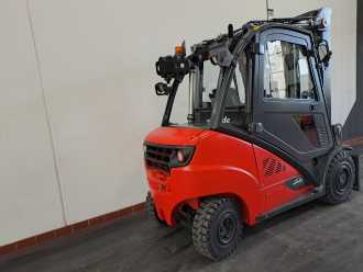 Használt targonca LINDE H30 D: 3,0t (3B) DIESEL VIERRADFRONTSTAPLER (12970766)
