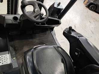 Használt targonca LINDE H30D-02 DIESEL VIERRADFRONTSTAPLER (12957030)