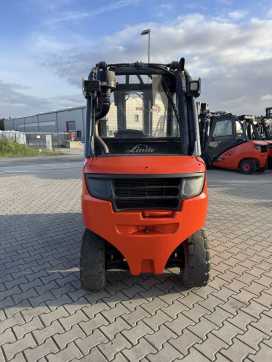 Használt targonca LINDE H30D-02 DIESEL VIERRADFRONTSTAPLER (13058634)