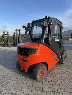 Használt targonca LINDE H30D-02 DIESEL VIERRADFRONTSTAPLER (13058634)