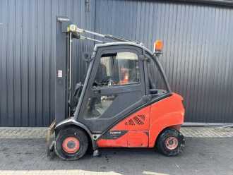 Használt targonca LINDE H30D-02 DIESEL VIERRADFRONTSTAPLER (13065752)