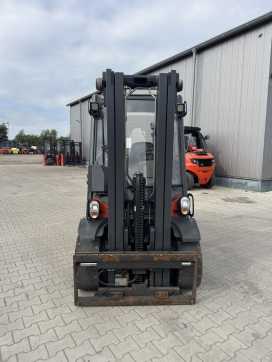 Használt targonca LINDE H30D-02 DIESEL VIERRADFRONTSTAPLER (13070719)