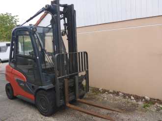 Használt targonca LINDE H30D DIESEL VIERRADFRONTSTAPLER (13041451)