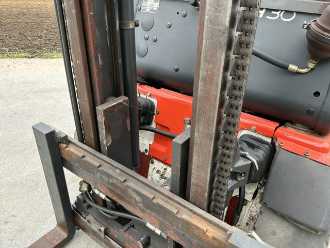 Használt targonca LINDE H30D DIESEL VIERRADFRONTSTAPLER (13071675)