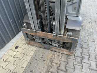 Használt targonca LINDE H30T-01 GAS VIERRADFRONTSTAPLER (13062479)