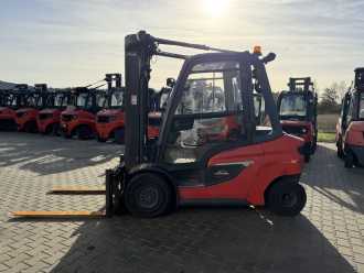 Használt targonca LINDE H35D-01/1202 DIESEL VIERRADFRONTSTAPLER (13073432)