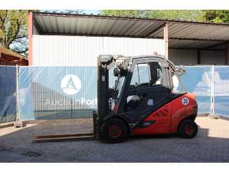 Használt targonca LINDE H35D-02 DIESEL VIERRADFRONTSTAPLER (12957318) backdrop