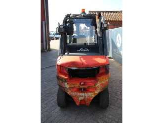 Használt targonca LINDE H35D-02 DIESEL VIERRADFRONTSTAPLER (12957318)