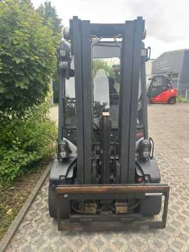 Használt targonca LINDE H35D-02 / EVO DIESEL VIERRADFRONTSTAPLER (13054528)