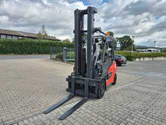 Használt targonca LINDE H35D DIESEL VIERRADFRONTSTAPLER (13055874)