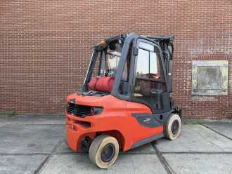 Használt targonca LINDE H35T-01 GAS VIERRADFRONTSTAPLER (13055392)