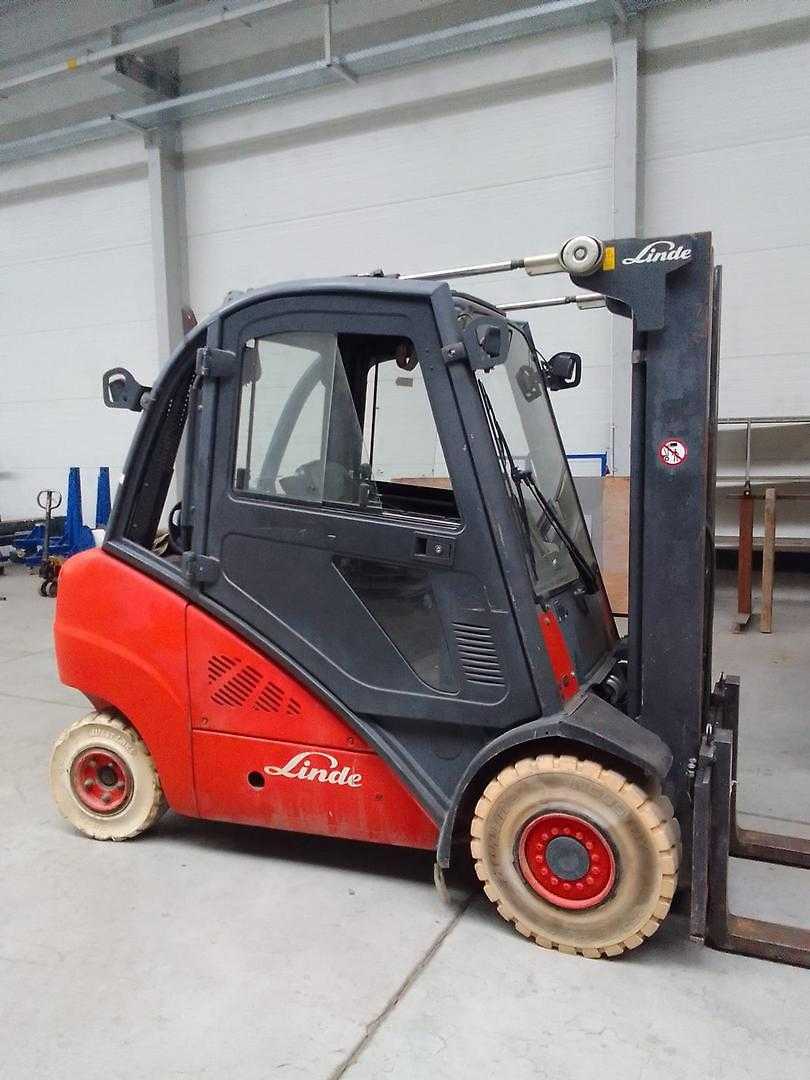 Használt targonca LINDE H35T GAS VIERRADFRONTSTAPLER (13062286)