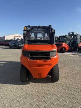 Használt targonca LINDE H50D-02 Containerfähig DIESEL VIERRADFRONTSTAPLER (13072452)