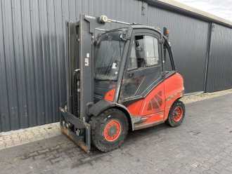 Használt targonca LINDE H50D-02 DIESEL VIERRADFRONTSTAPLER (13057755) backdrop