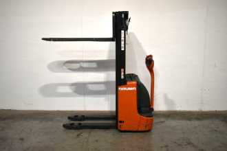 Használt targonca LINDE L 10 1172 ELEKTRO HOCHHUBWAGENDEICHSEL (13069492)