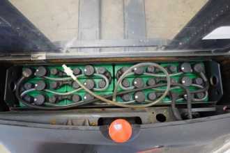 Használt targonca LINDE L 12 1172 ELEKTRO HOCHHUBWAGENDEICHSEL (13072799)