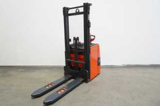 Használt targonca LINDE L 14 1173 ELEKTRO HOCHHUBWAGENDEICHSEL (12995415)