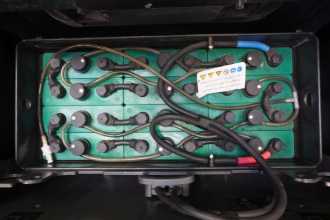 Használt targonca LINDE L 14 L SP 133 ELEKTRO HOCHHUBWAGENFAHRERSTAND (13005382)