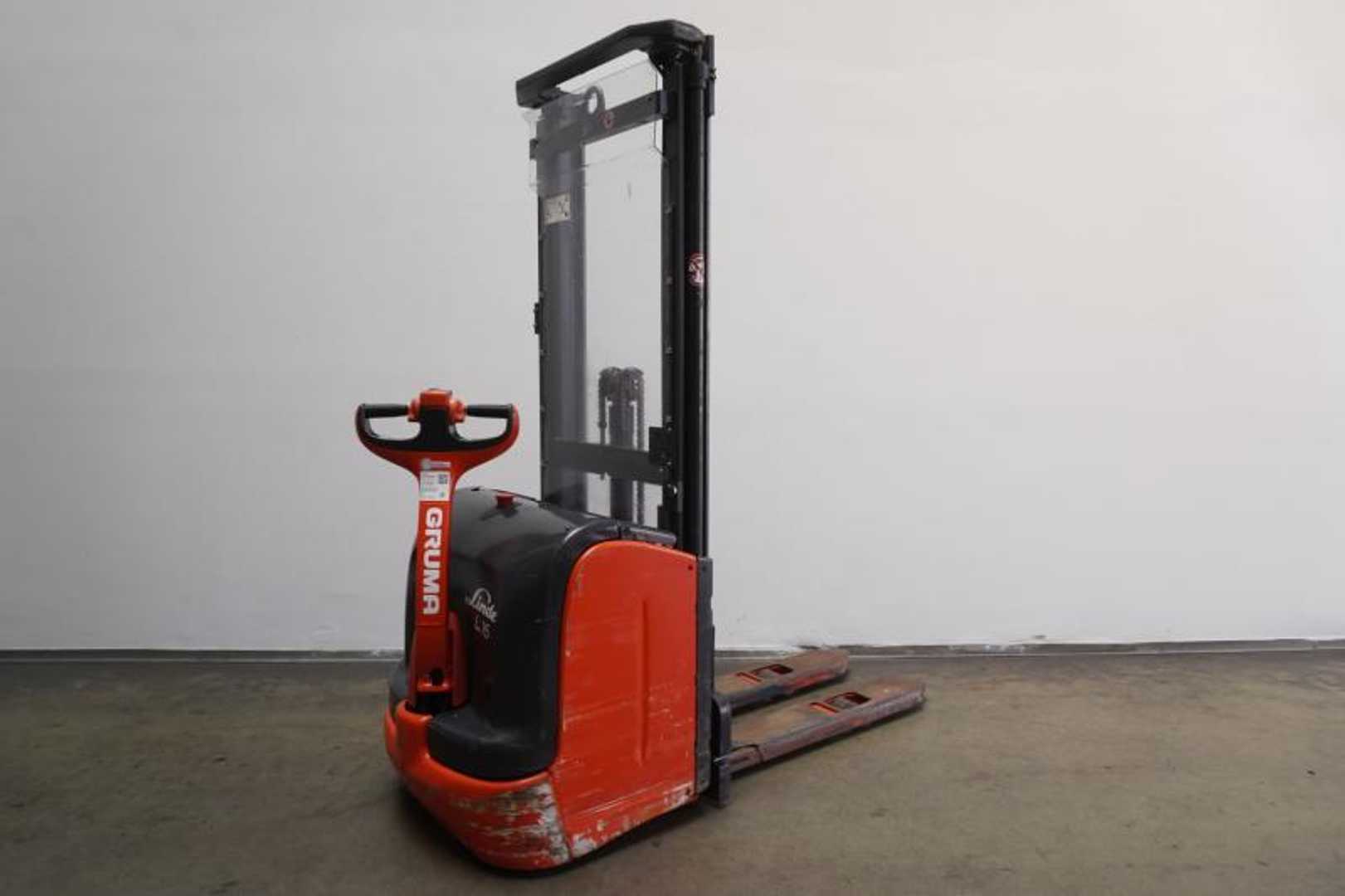 Használt targonca LINDE L 16 372-03 ELEKTRO HOCHHUBWAGENDEICHSEL (13053757)