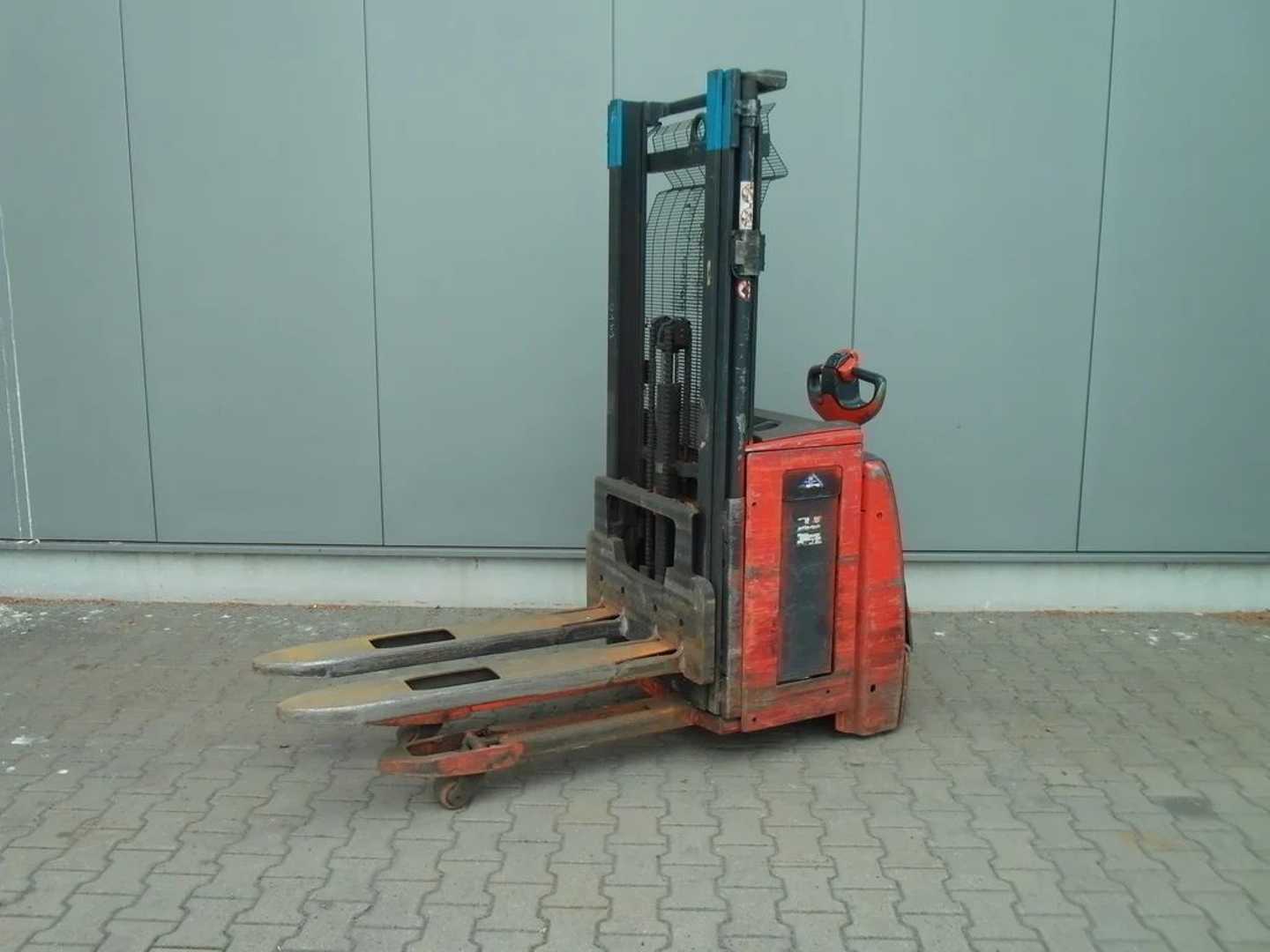 Használt targonca LINDE L 16 i ELEKTRO HOCHHUBWAGENDEICHSEL (13057419)