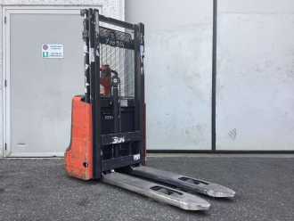 Használt targonca LINDE L12 ELEKTRO HOCHHUBWAGENDEICHSEL (13070933)