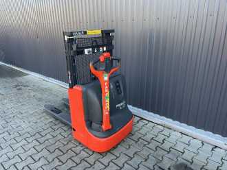 Használt targonca LINDE L12 ELEKTRO HOCHHUBWAGENDEICHSEL (13075964)