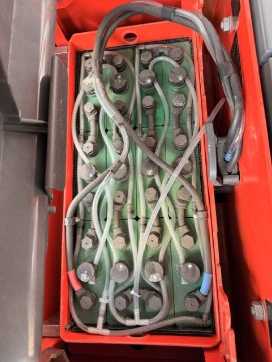 Használt targonca LINDE L12AP ELEKTRO HOCHHUBWAGENDEICHSEL (13068768)