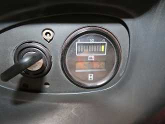 Használt targonca LINDE L14 ELEKTRO HOCHHUBWAGENDEICHSEL (13076014)