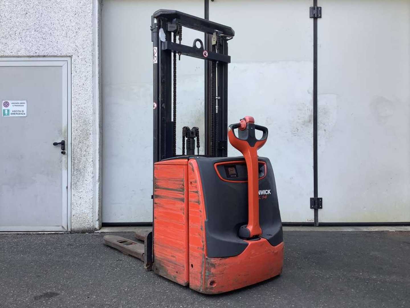 Használt targonca LINDE L14L ELEKTRO HOCHHUBWAGENDEICHSEL (13055978)