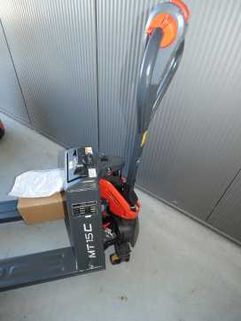 Használt targonca LINDE MT 15 C ELEKTRO HOCHHUBWAGENDEICHSEL (13076000)