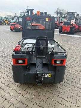 Használt targonca LINDE P 250  ELEKTRO SCHLEPPER (13022758)