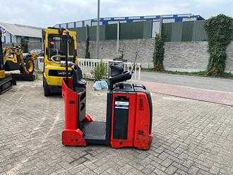 Használt targonca LINDE P 30 C ELEKTRO SCHLEPPER (12735681)