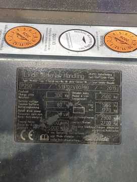 Használt targonca LINDE P250-127-05 ELEKTRO SCHLEPPER (13065904)