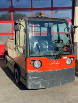 Használt targonca LINDE P250 ELEKTRO SCHLEPPER (13070715)