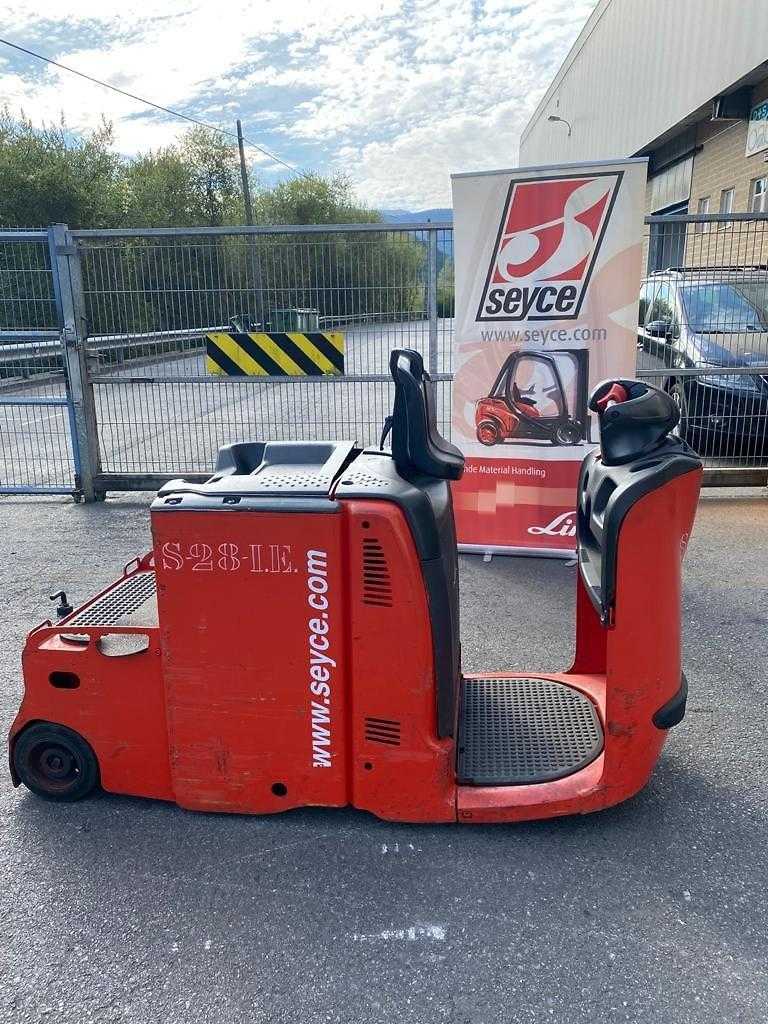 Használt targonca LINDE P30 ELEKTRO SCHLEPPER (12580302)