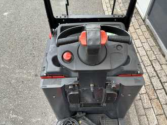 Használt targonca LINDE P50C ELEKTRO FAHRERSITZWAGEN (13073363)