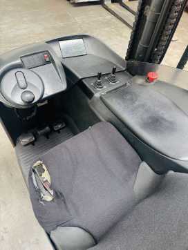 Használt targonca LINDE R 14 Triplex Batterie Bj.2025 ELEKTRO SCHUBMASTSTAPLER (13075894)