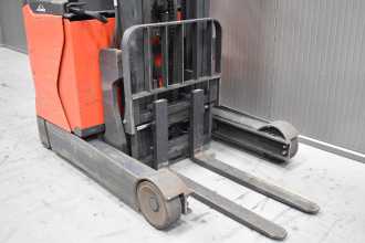 Használt targonca LINDE R 16 B - 01 /58698/ ELEKTRO SCHUBMASTSTAPLER (13074784)