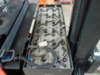 Használt targonca LINDE R 16 HD ELEKTRO SCHUBMASTSTAPLER (13056200)